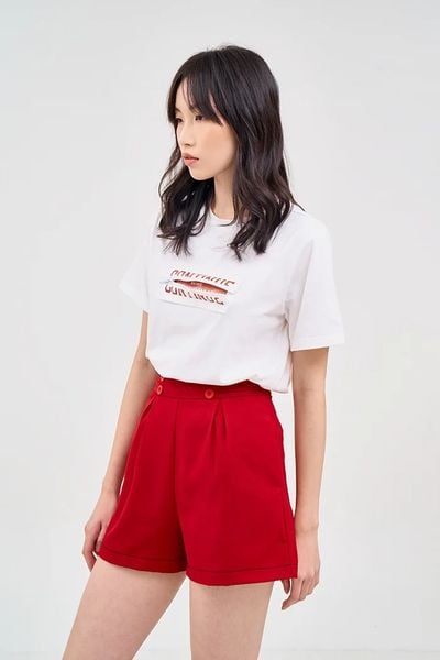 Bộ trang phục màu đỏ cho nàng mệnh Thổ