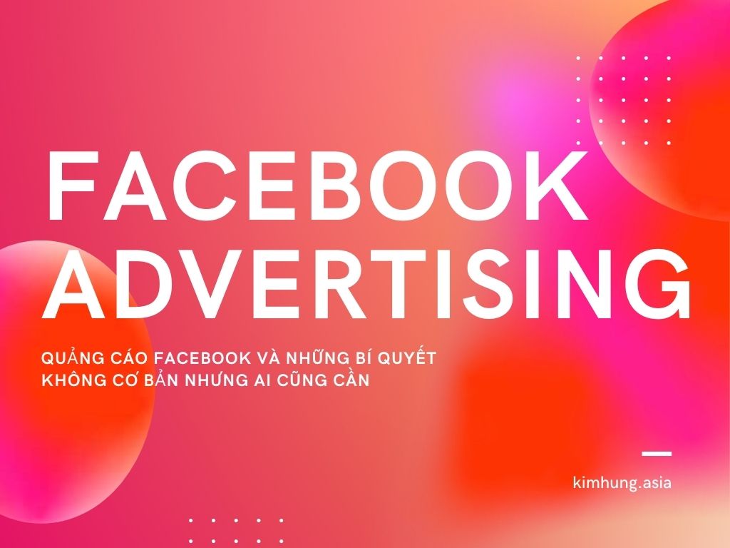 Màn hình điện thoại hiển thị quảng cáo Facebook Ads bất động sản trên mobile với định dạng video và form đăng ký tích hợp