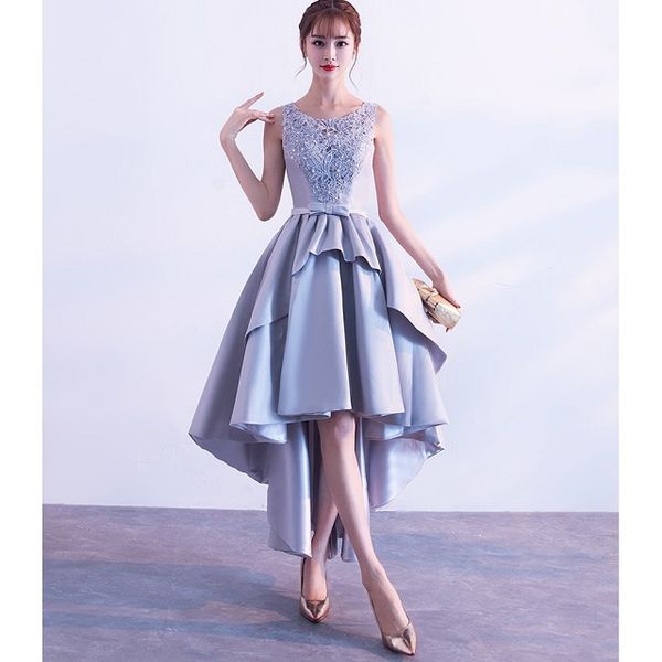 Sang chảnh - thanh lịch để trở thành nhân vật chính của buổi tiệc với đầm đuôi tôm