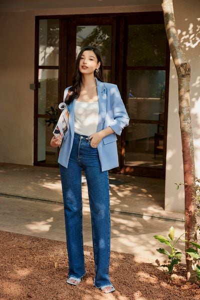 Blazer phối quần jean