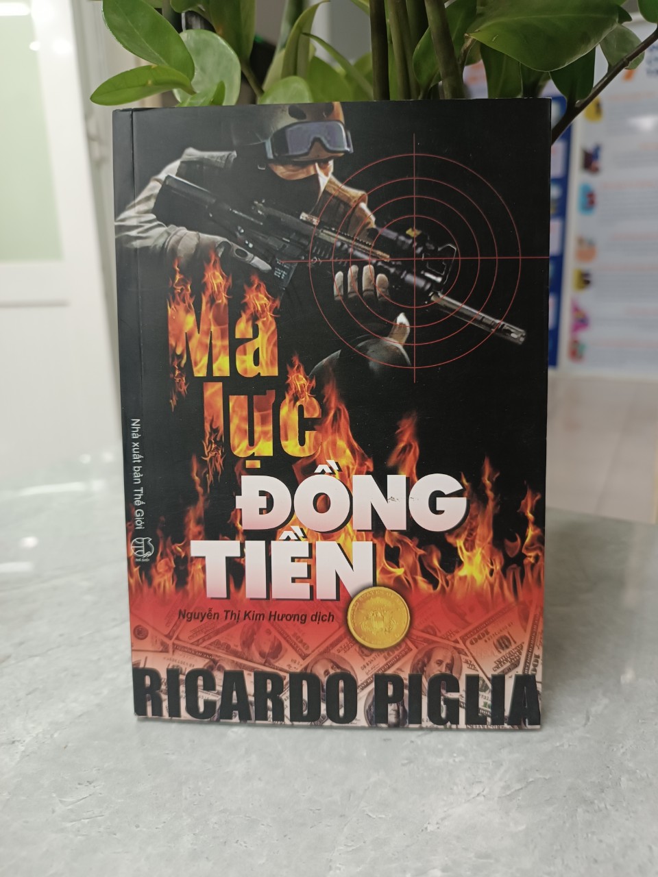 Áp lực dòng tiền trả nợ