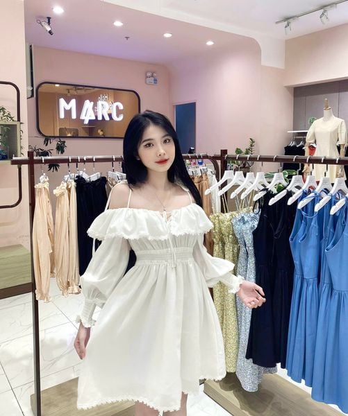 Đầm mini 2 dây bẹt vai phối bèo smocking eo tôn dáng chuẩn mực