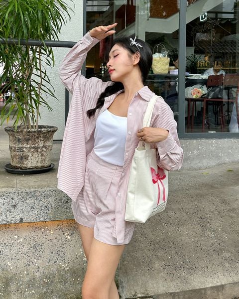 Áo sơ mi kẻ caro cá tính