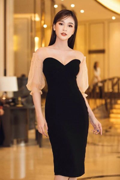 Mẫu váy cúp ngực nữ tính, sang trọng