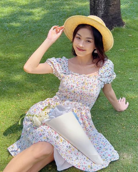 Váy họa tiết hoa nhí