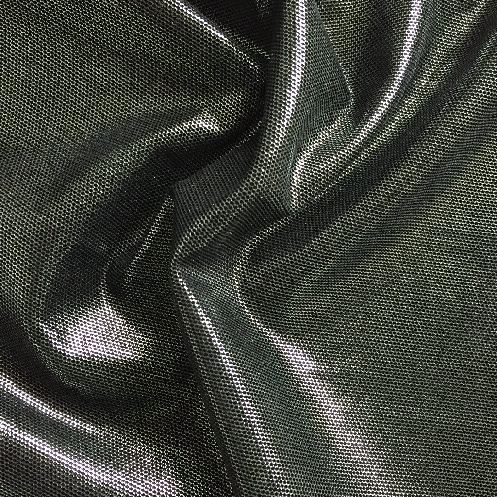 Cuộn vải nylon trong xưởng may