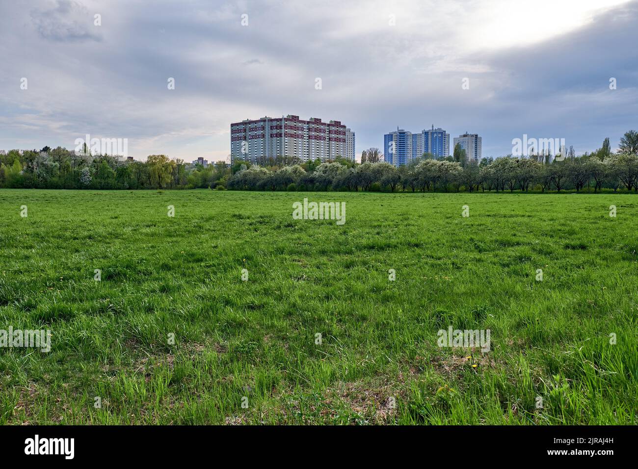 Khu chung cư Green Field với thiết kế xanh và không gian yên tĩnh