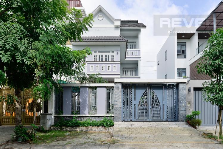 Người nước ngoài tìm hiểu mua nhà ở Việt Nam