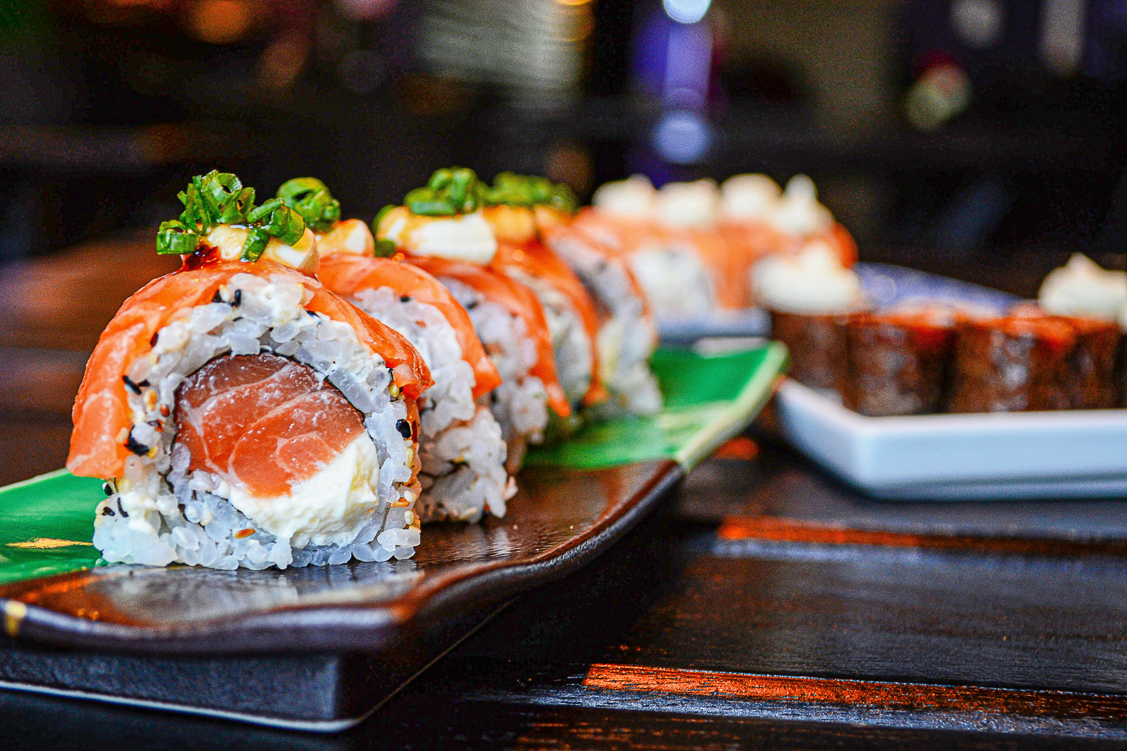 Món sashimi tươi tại nhà hàng Nhật Thảo Điền