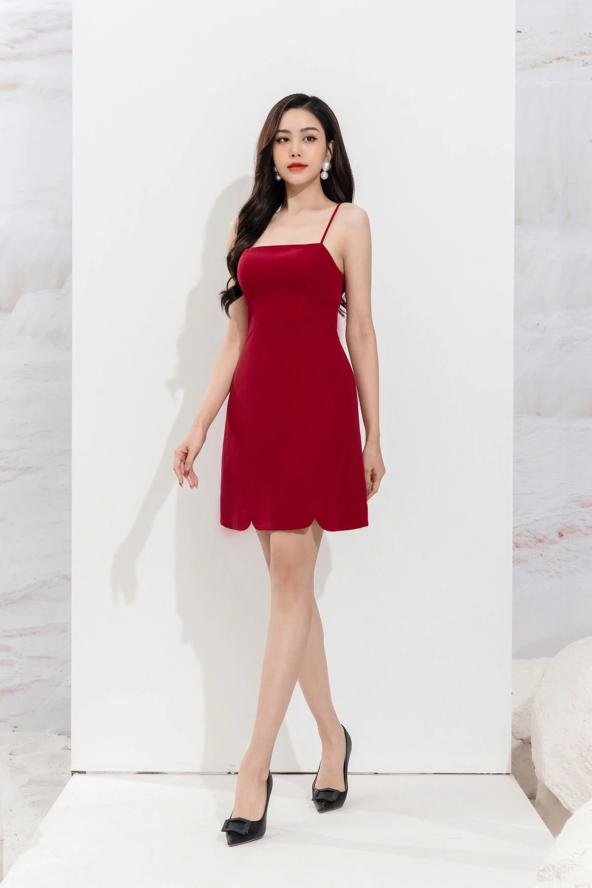 Đầm đi tiệc dáng ngắn trẻ trung