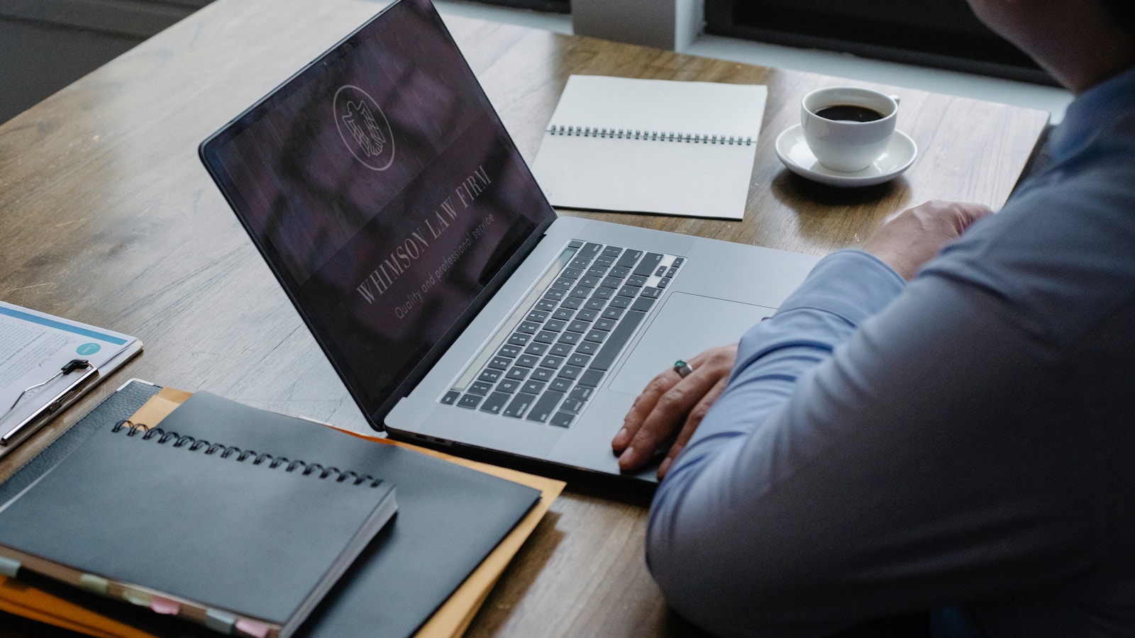Sơ đồ thuật toán AI Google Ads xử lý tín hiệu