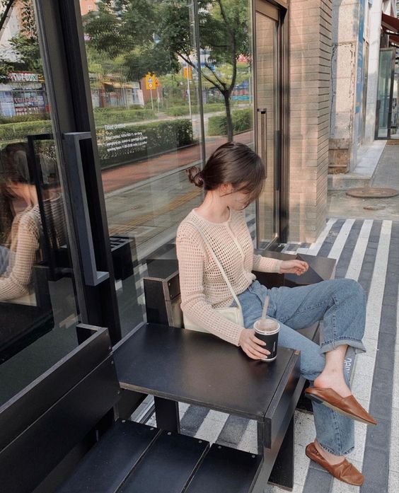 Quần ống suông phối với giày lười