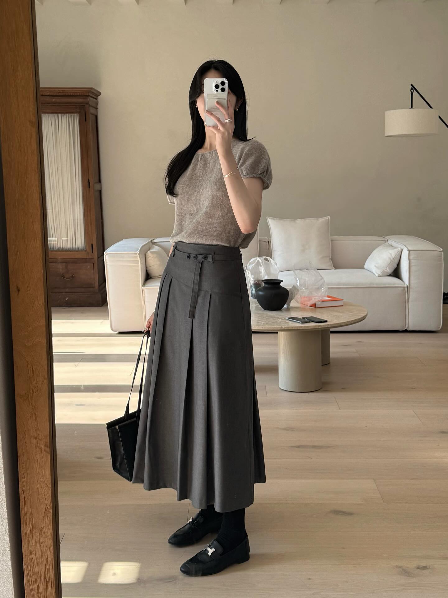 Chân váy xếp ly bản to thanh lịch
