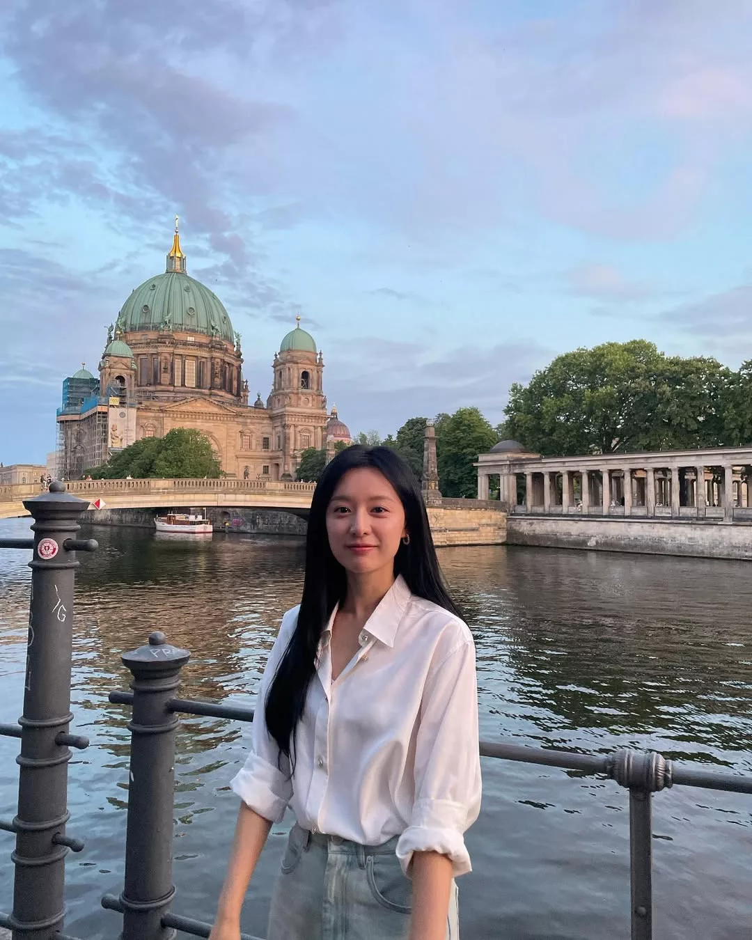 Áo sơ mi quần jeans