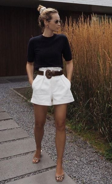 Quần short jean màu trắng