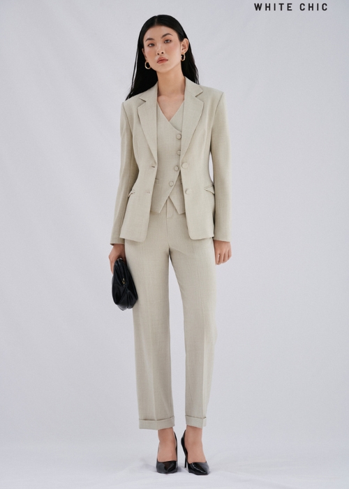 Blazer chiết eo và quần baggy công sở