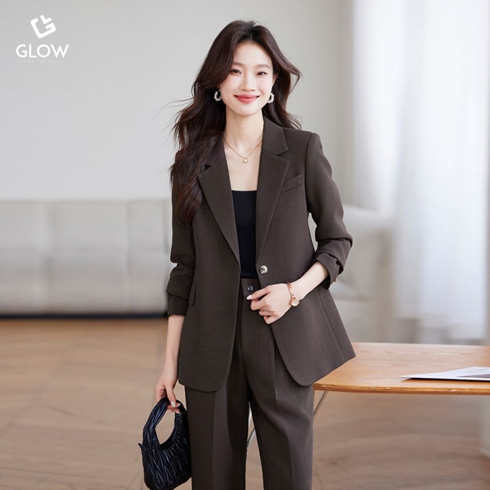 Vest nữ công sở thanh lịch 2026 với chất liệu hiện đại