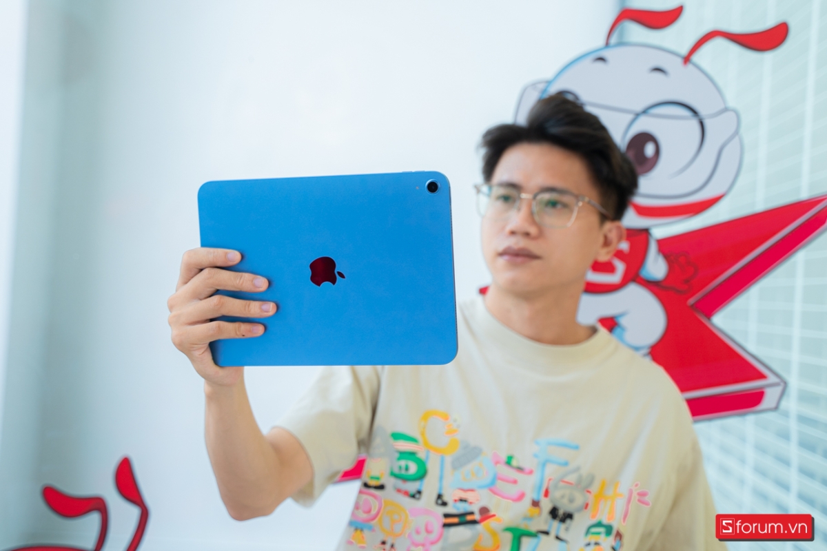 iPad A16 11 inch gọn nhẹ và linh hoạt