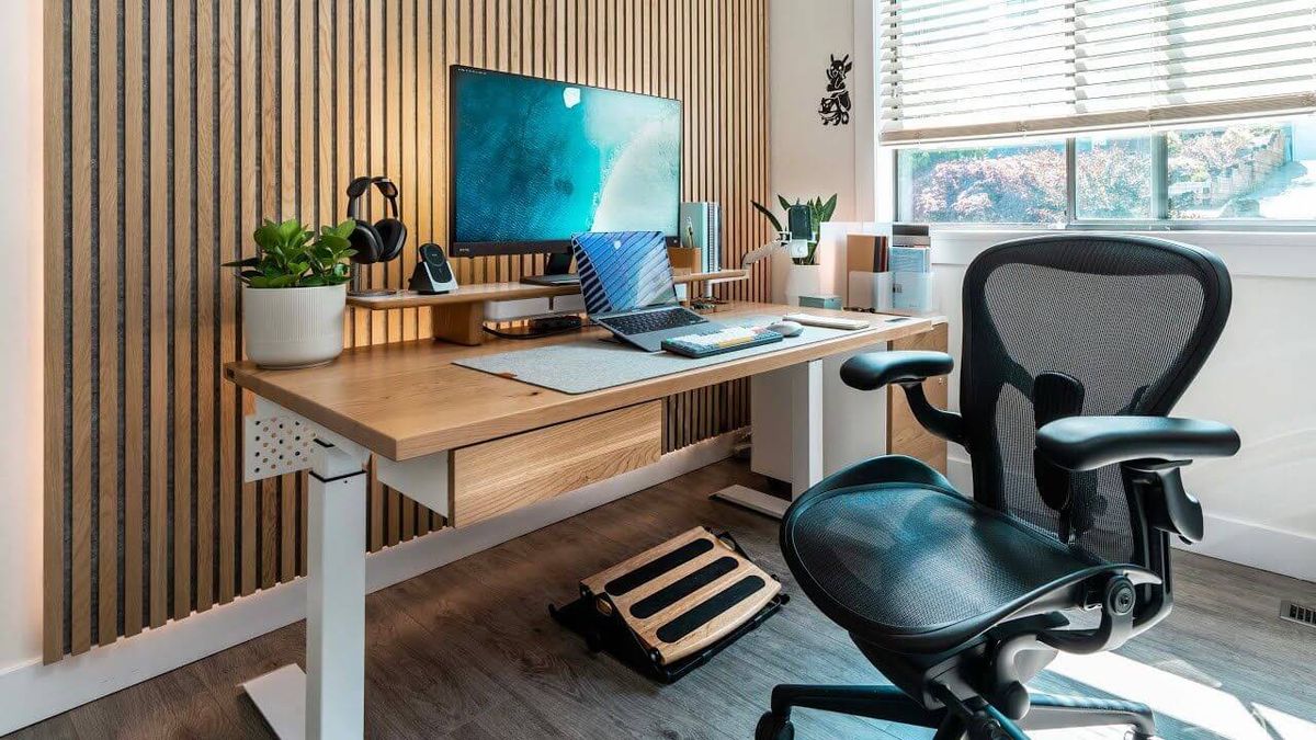 Bàn làm việc tại nhà được thiết kế khoa học