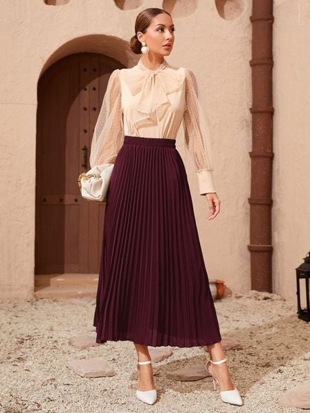 Chân váy xếp ly công sở