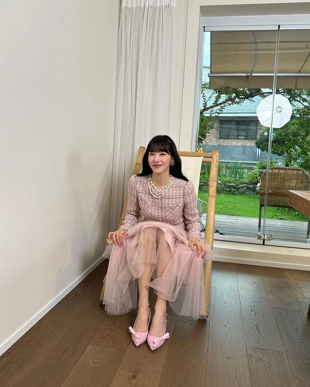 Áo dạ tweed phối váy tutu nữ tính