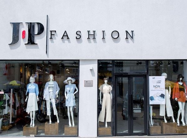 Cửa hàng thời trang J-P Fashion