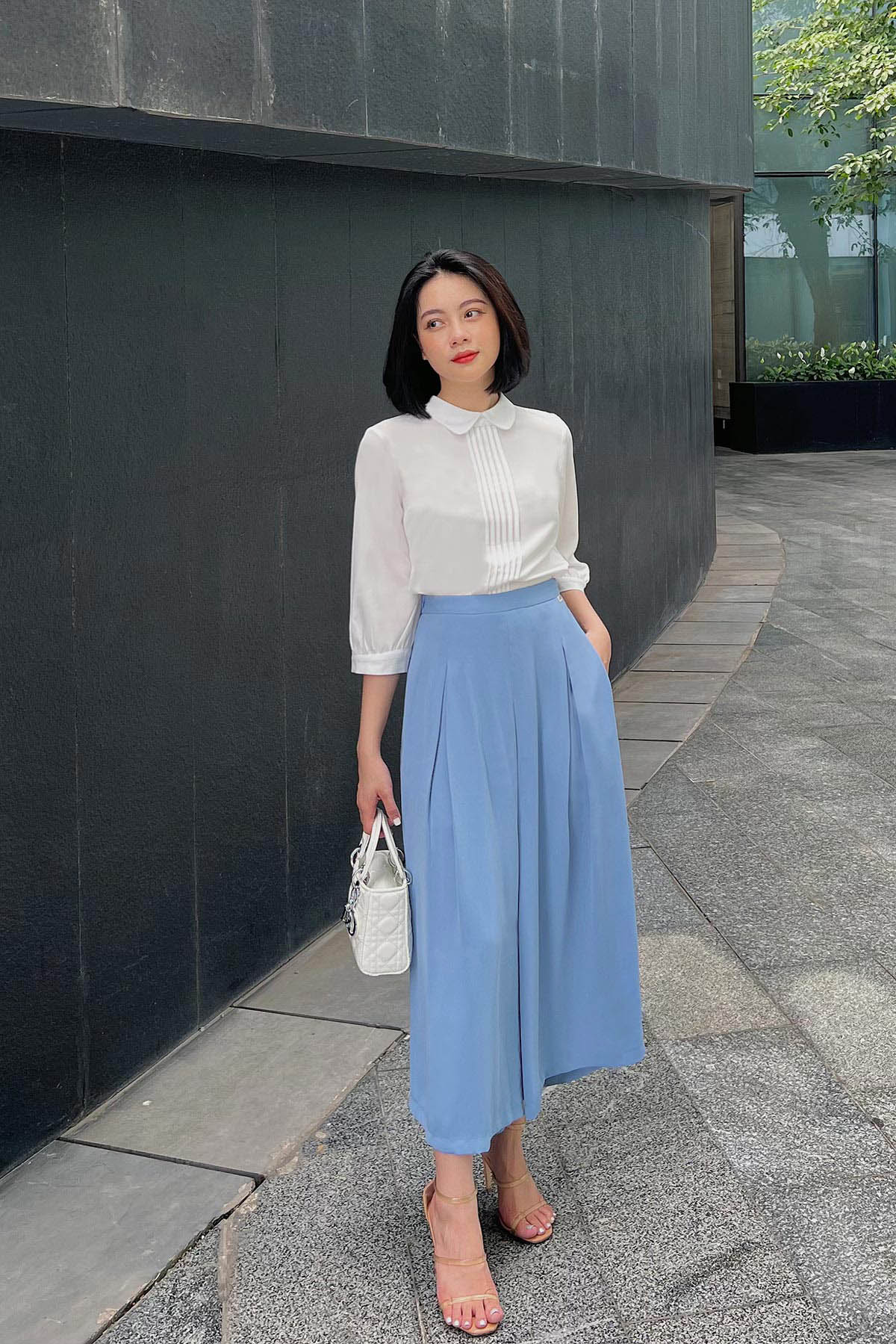 Áo kiểu cổ Vic