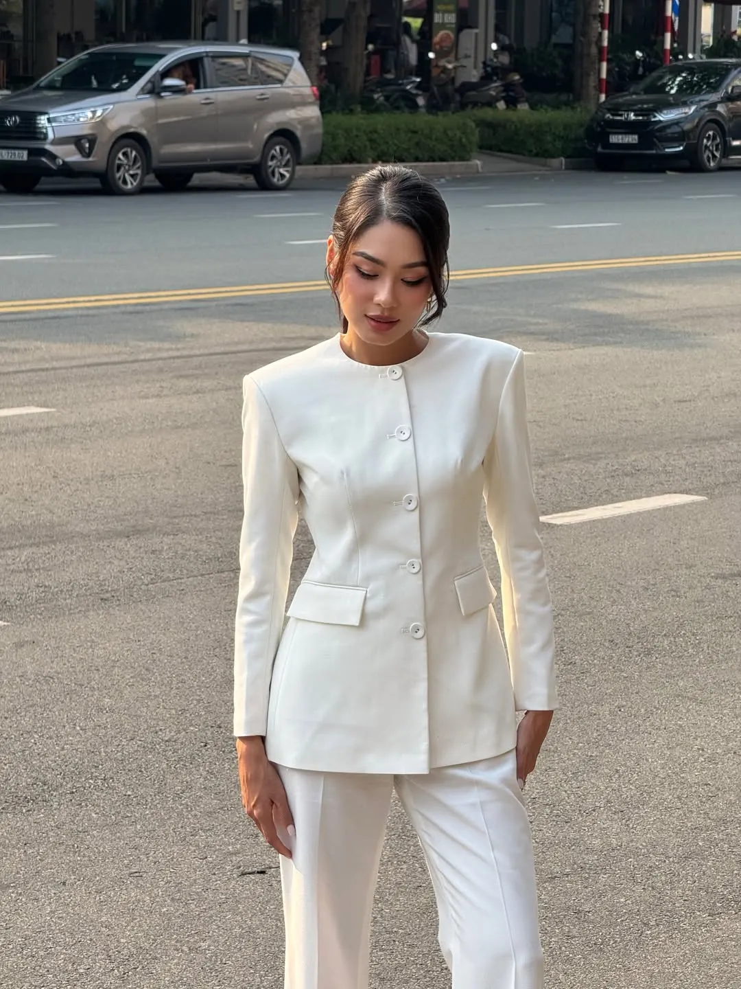 Blazer chiết eo thanh lịch