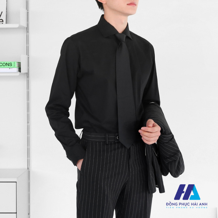 Các màu trung tính là các màu tối ưu khi chọn trang phục công sở nam