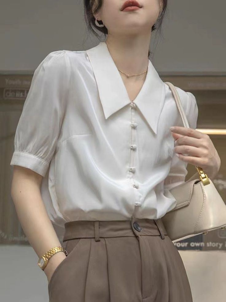 Phối đồ với áo sơ mi công sở