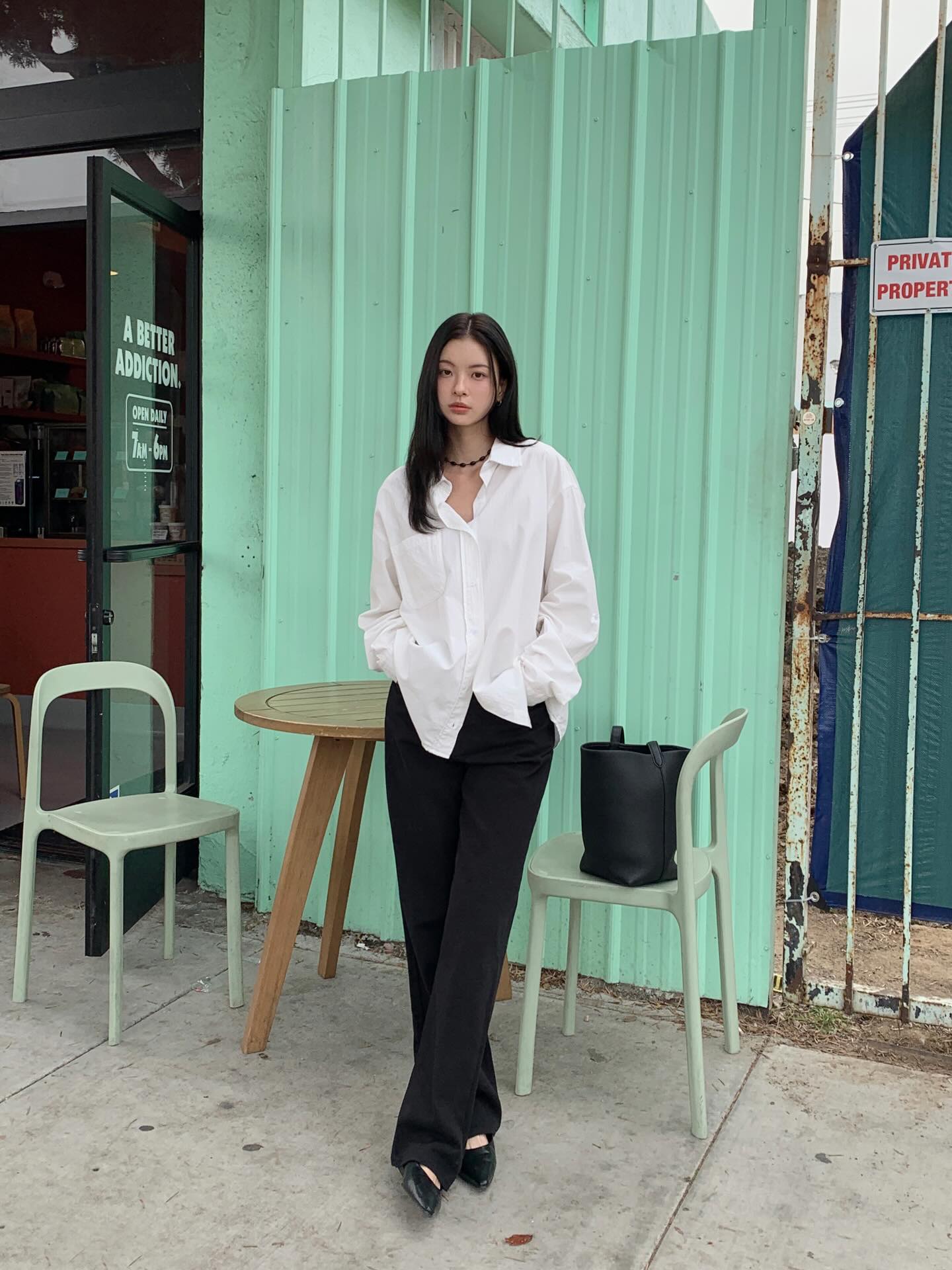 Áo sơ mi trắng công sở thanh lịch
