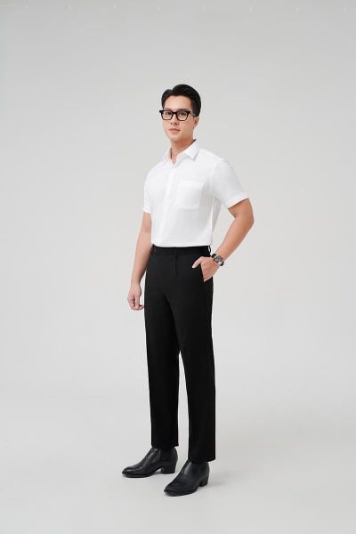 Quần tây nam công sở Merriman với form gọn và bề mặt vải phẳng