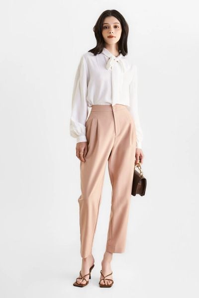 Trang phục formal đen trắng thanh lịch