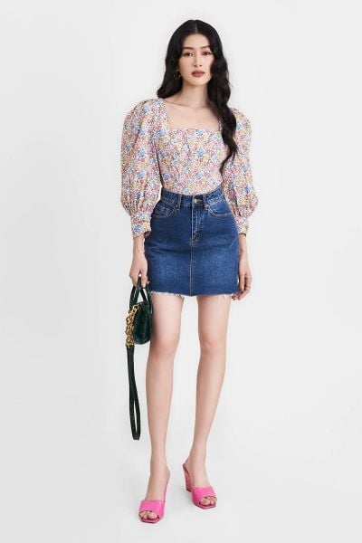 Áo sơ mi cổ vuông nữ
