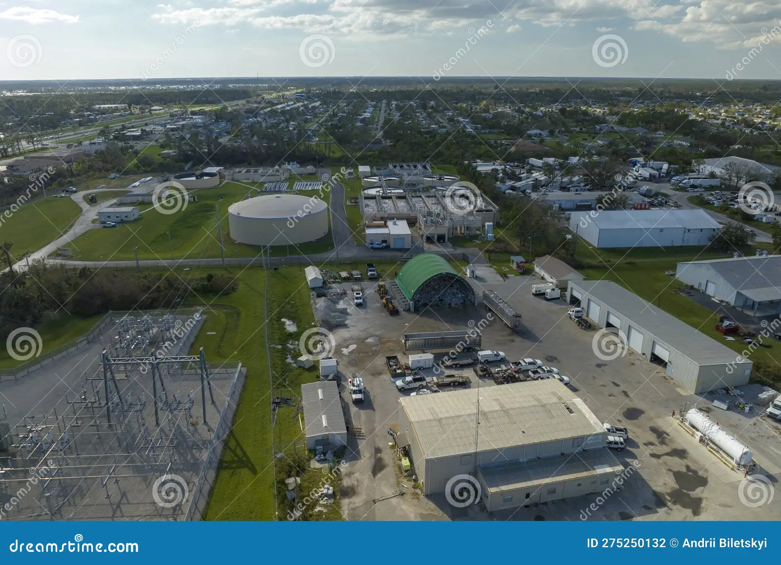 Ảnh trên không của khu công nghiệp với hạ tầng đồng bộ