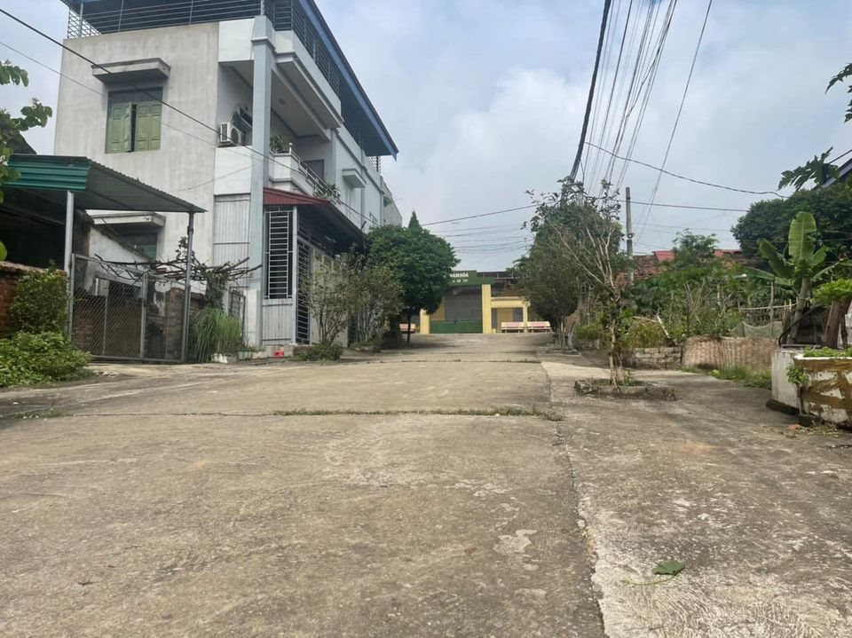 Nhà đầu tư theo dõi lãi suất và dòng tiền