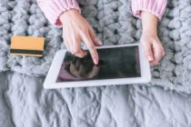 Hình ảnh minh họa các lưu ý về an toàn khi chuyển tiền online, bảo vệ tài khoản