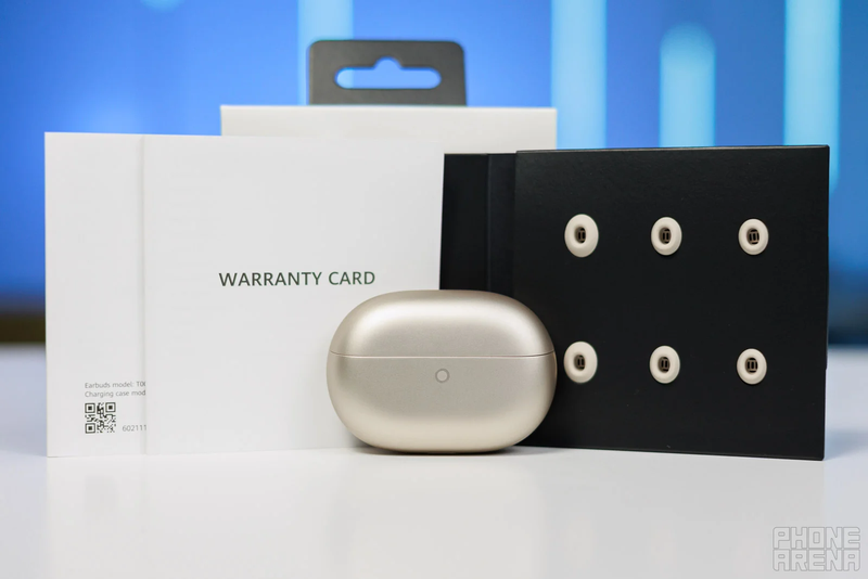 Hộp sạc với đèn LED hiển thị trạng thái