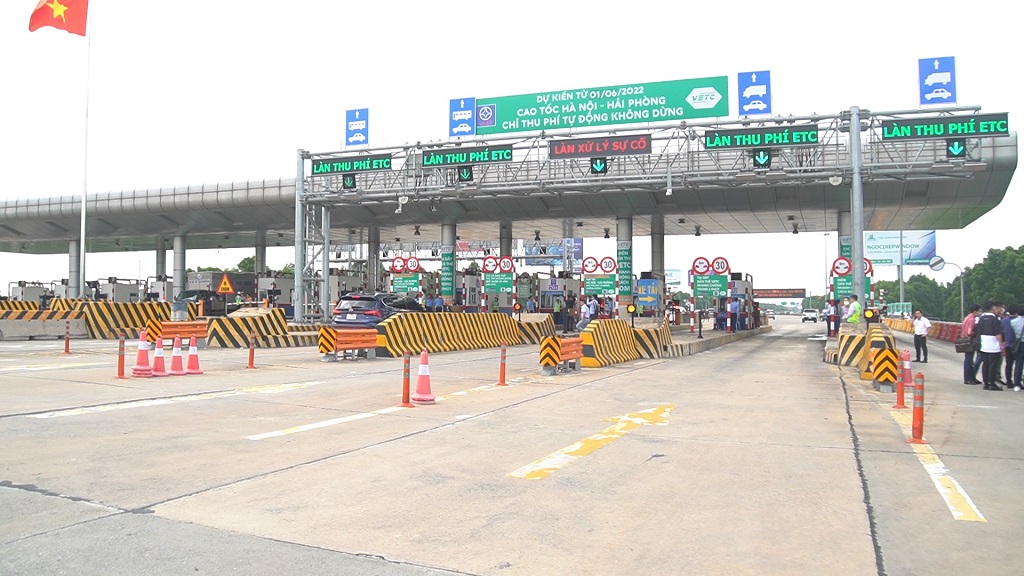 Hệ thống trạm thu phát sóng 6G với kiến trúc AI-native