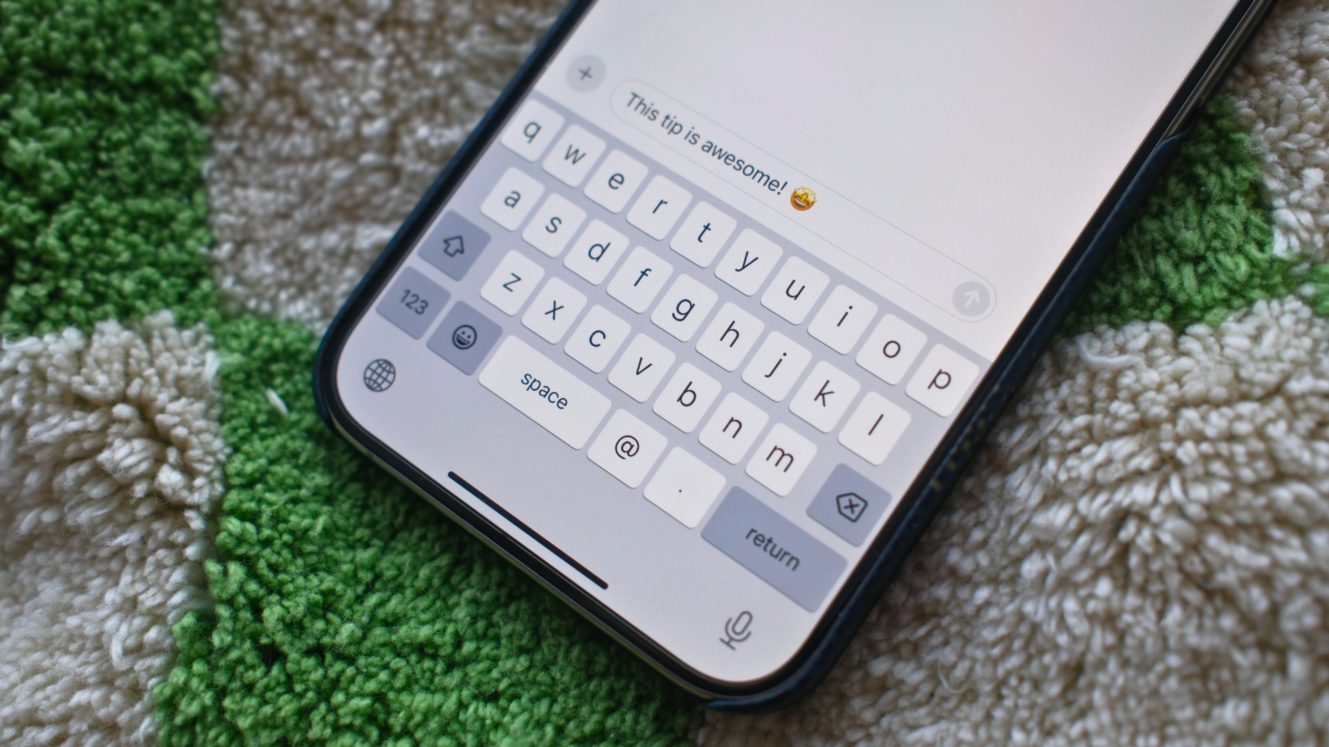 Bàn phím iPhone gõ nhanh