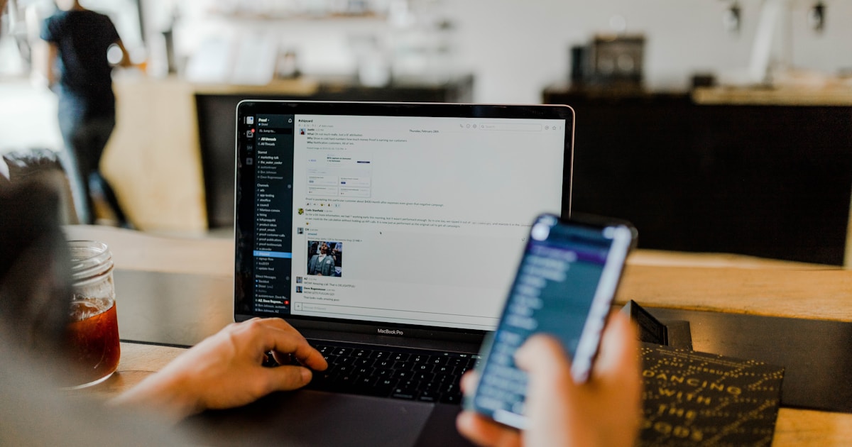 Cấu trúc email tiếng Anh chuẩn cho học sinh