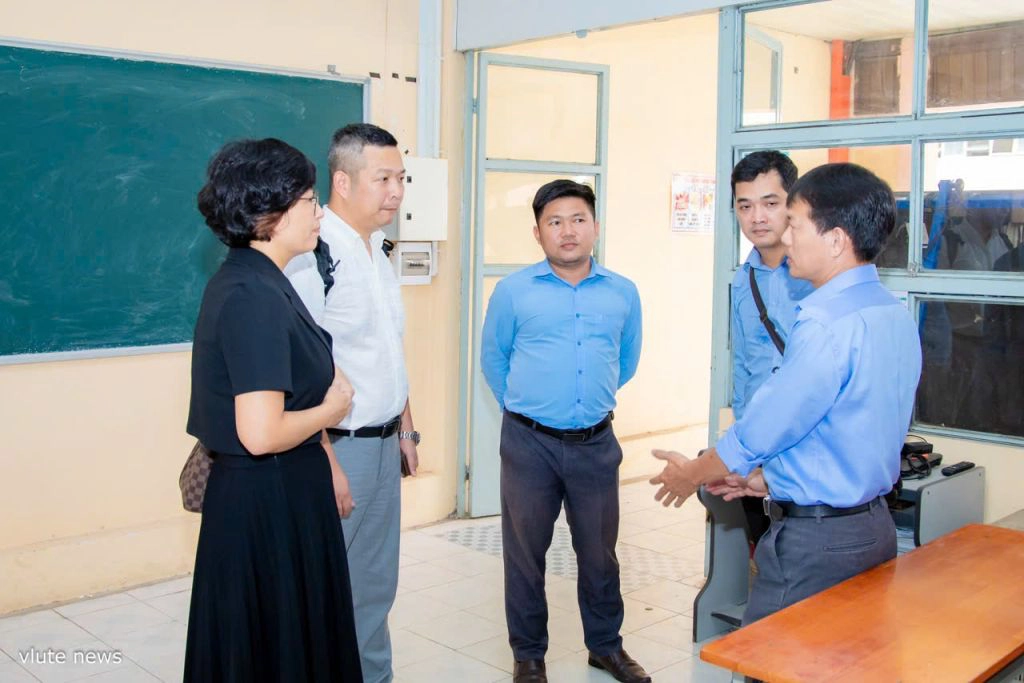 Sự hợp tác chặt chẽ giữa học viện và doanh nghiệp trong hoạt động đào tạo