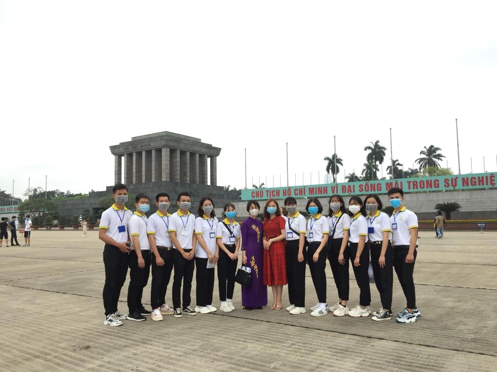 Tổ hợp xét tuyển là nền tảng đầu vào quan trọng của ngành du lịch