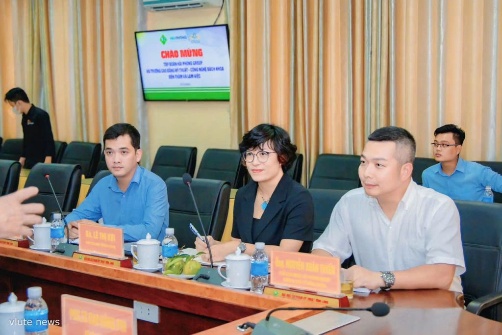 Nâng cấp cơ sở vật chất là yếu tố bắt buộc khi chuyển đổi thành học viện