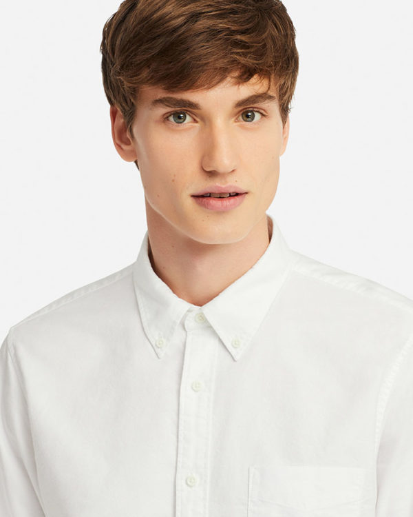 Sơ mi oxford với quần chinos