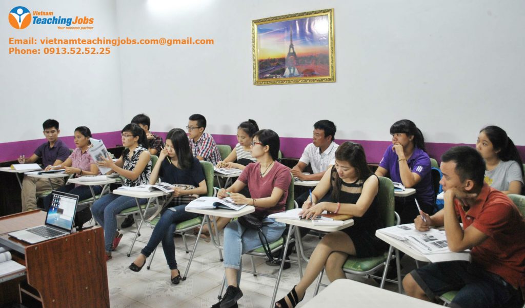 Lớp tiếng Anh cho người đi làm