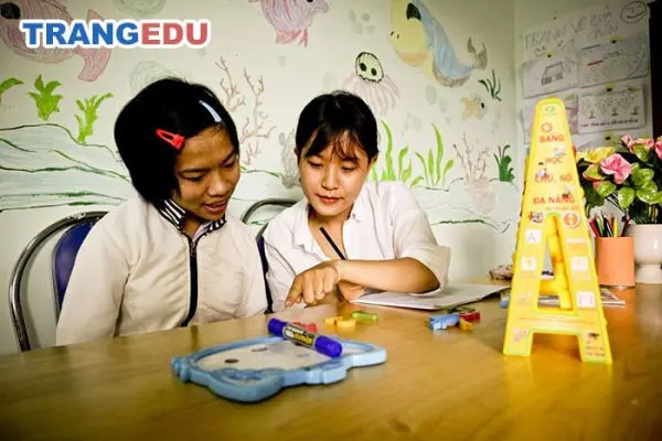 Phân biệt nội dung và hệ thống