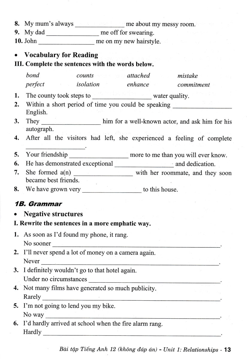 Sách tiếng Anh lớp 12