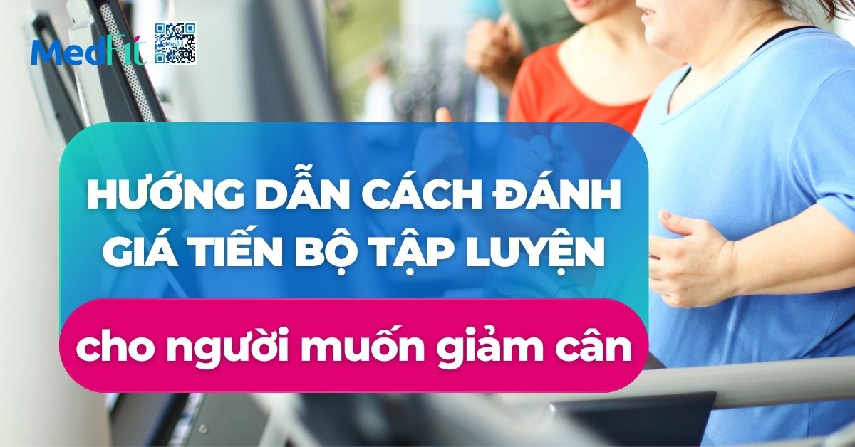 Giáo viên và học sinh xem lại tiến độ