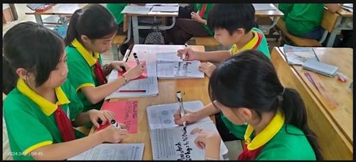 Hoạt động mảnh ghép